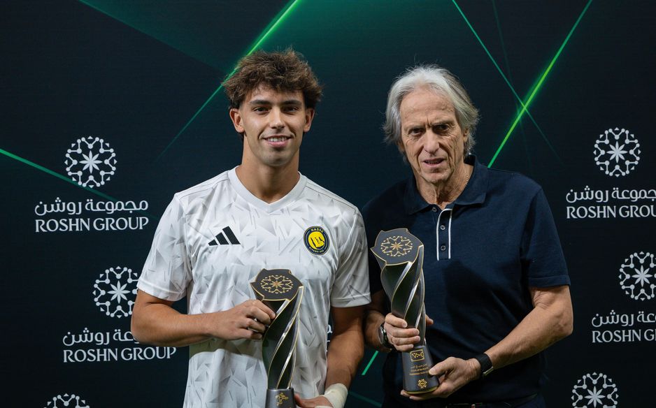 Al Nassr double act: Joao Felix and Jorge Jesus with their September monthly awards