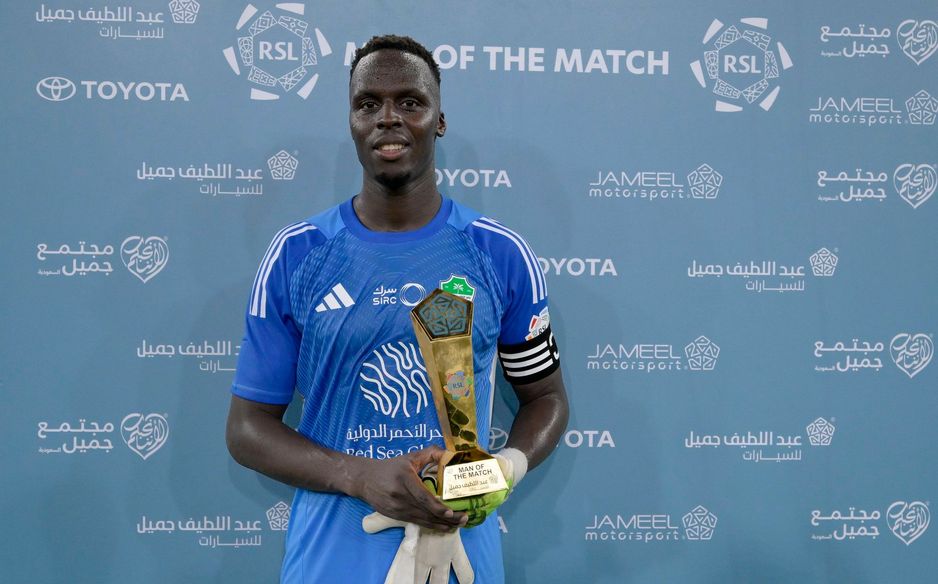 ميندي أكثر حارس نجح بالحفاظ على شباكه نظيفة هذا الموسم حتى الأن في 5 مباريات