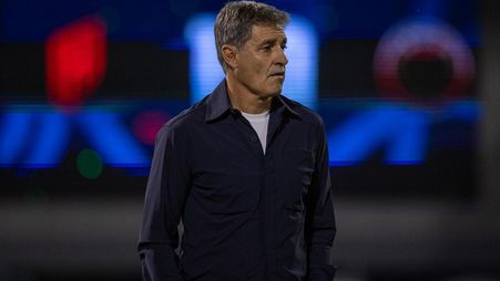 Michel leaves Al Qadsiah