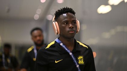 روجر فرنانديز يشارك في المباراة الثالثة مع الاتحاد بعد مباراة الخليج وديربي البحر أمام الأهلي