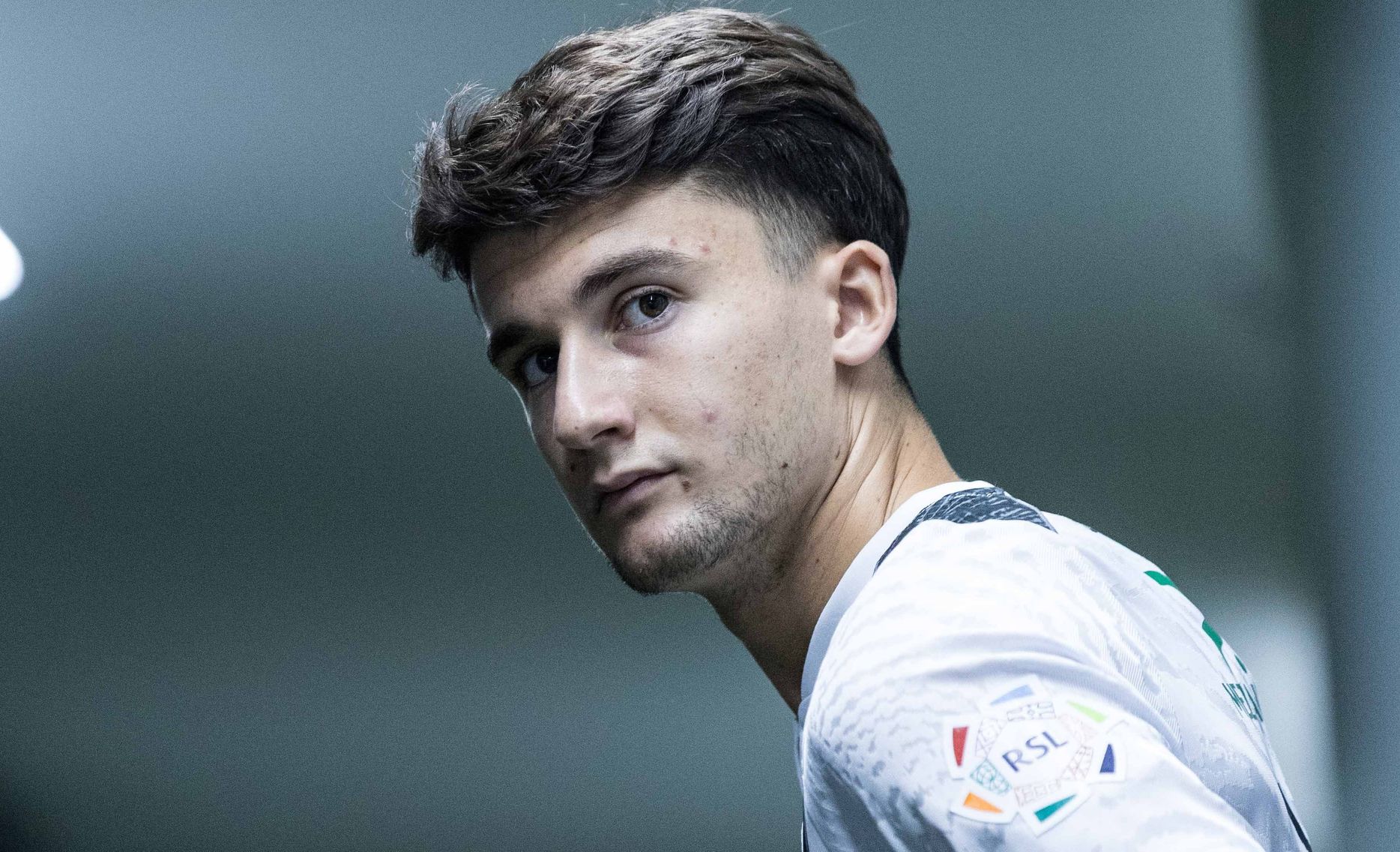 أوناي هيرنانديز أحد ألمع الصفقات الشبابية في صيف 2025-2026