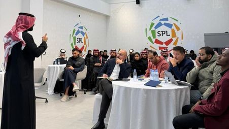 رابطة الدوري السعودي للمحترفين تستقبل الأندية لمناقشة تطويرات لوائح الموسم القادم