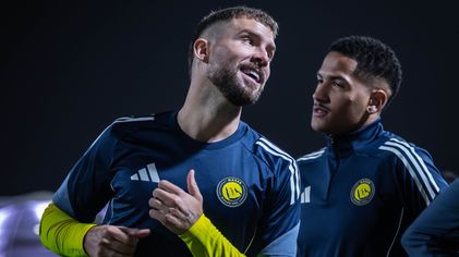 إنيغو مارتينيز وأنجيلو يستكملان استعداداتهما لمواجهة الاتفاق