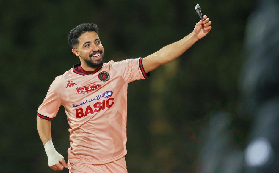 Al Kholood's Hatan Bahbri scores at Al Fayha