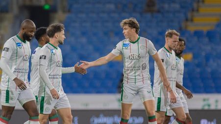 الاتفاق يواصل الانتصارات ويهزم النجمة في مواجهة مثيرة شهدت 7 أهداف