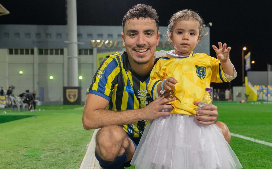 احتفل التعاونيون بالانتصار وبمرور 70 عامًا على تأسيس ناديهم