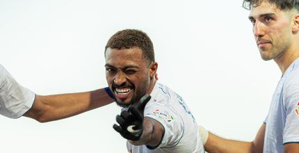 الفتح يواصل صحوته ويهزم نيوم بهدف في تبوك