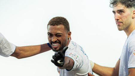 الفتح يواصل صحوته ويهزم نيوم بهدف في تبوك