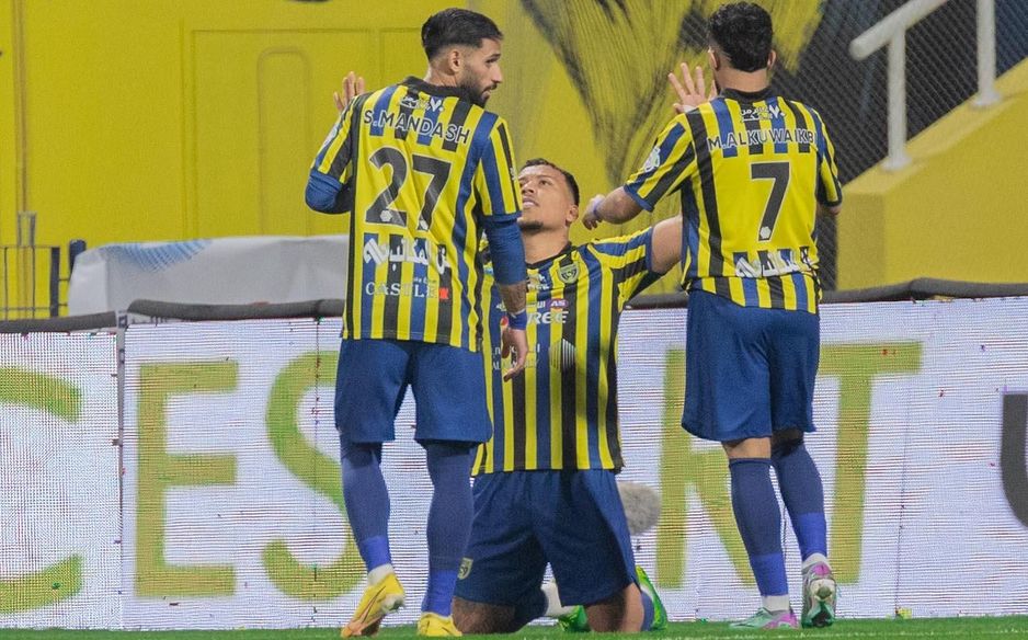 In-form Roger Martinez opens scoring for Al Taawoun v Al Shabab