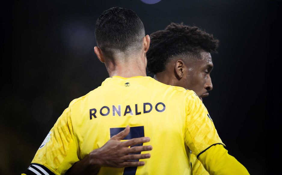 كومان متصدر التمريرات الحاسمة في النصر يضيف التمريرة الحاسمة السادسة للهداف الذي سجل هدفه الـ 15