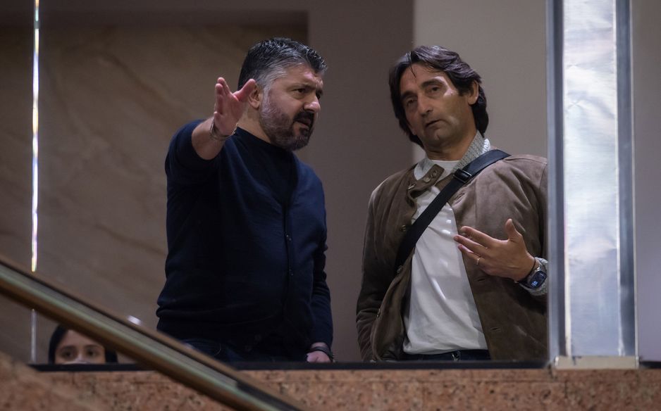 غاتوزو يتابع لاعب الآزوري ماتيو ريتيغي في مواجهة القادسية والفيحاء