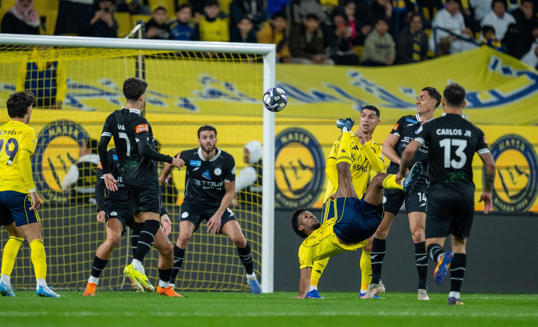 Kingsley Coman scores incredible overhead-kick for Al Nassr v Al Shabab