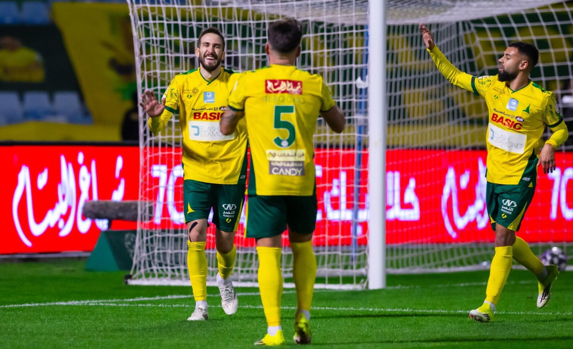 Konstantinos Fortounis scores for Al Khaleej v Al Okhdood