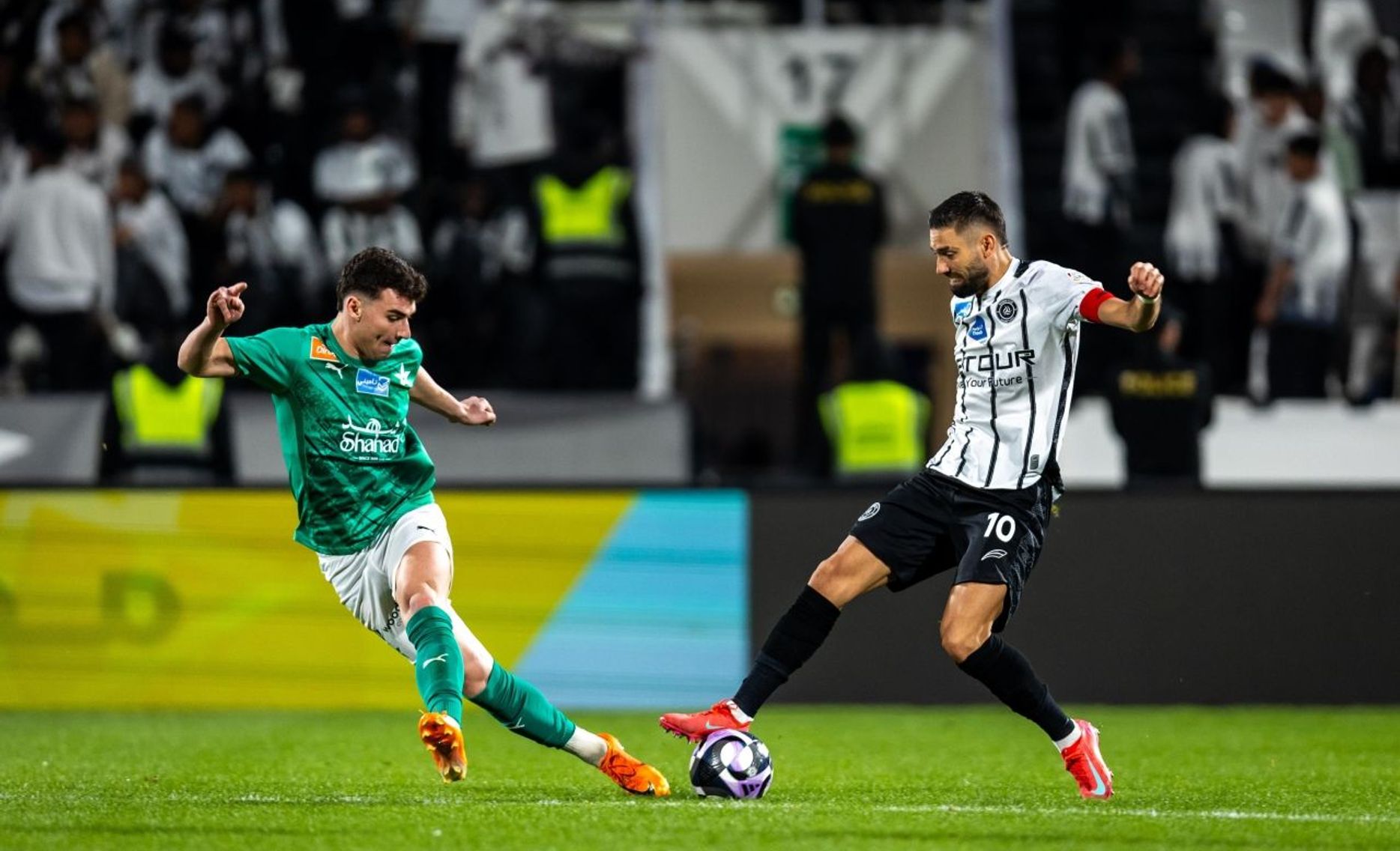 الشباب والنجمة يكتفيان بالتعادل دون أهداف في افتتاح مباريات الجولة 17