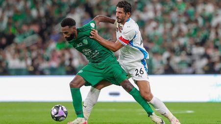 ثلاث مواجهات مثيرة في اليوم الأول من الدور الثاني