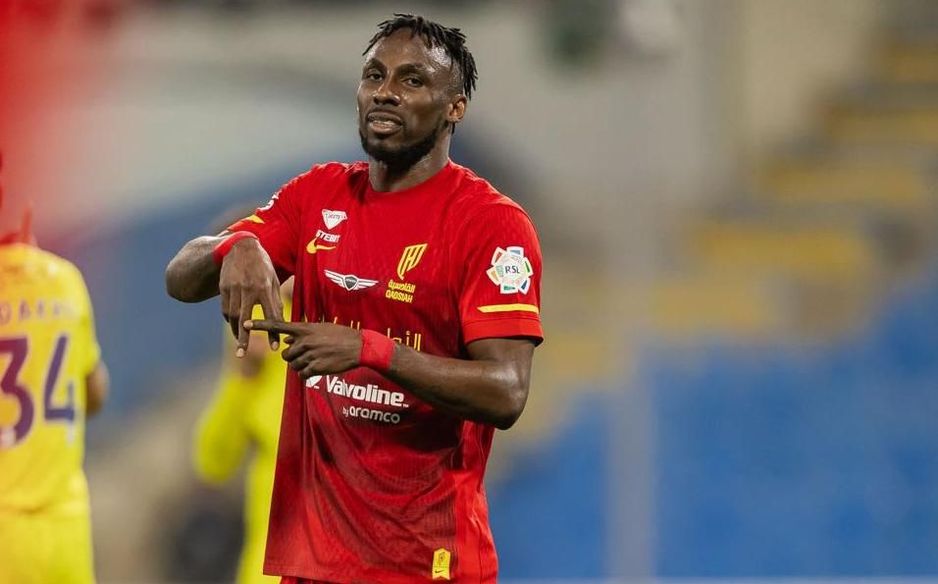 Al Qadsiah's in-form forward Julian Quinones