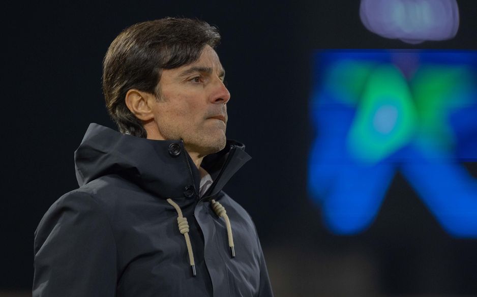 Al Najmah manager Mario Silva needs a win - and fast - if they're to start the climb to safety