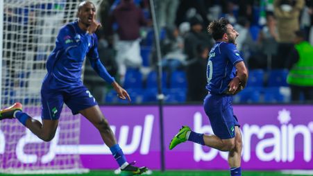 ماتياس فارغاس مع فرحة التعادل بعد تسع دقائق من نهاية الوقت الأصلي