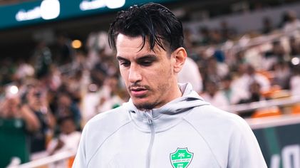 إيبانيز في طريقة لملعب مباراة الأهلي والاتفاق