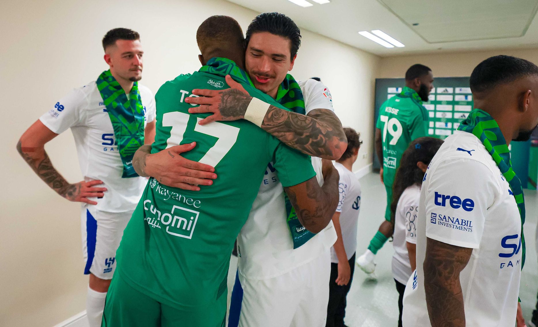 اللقاء الأول بين إيفان توني وداروين نونيز في دوري روشن السعودي