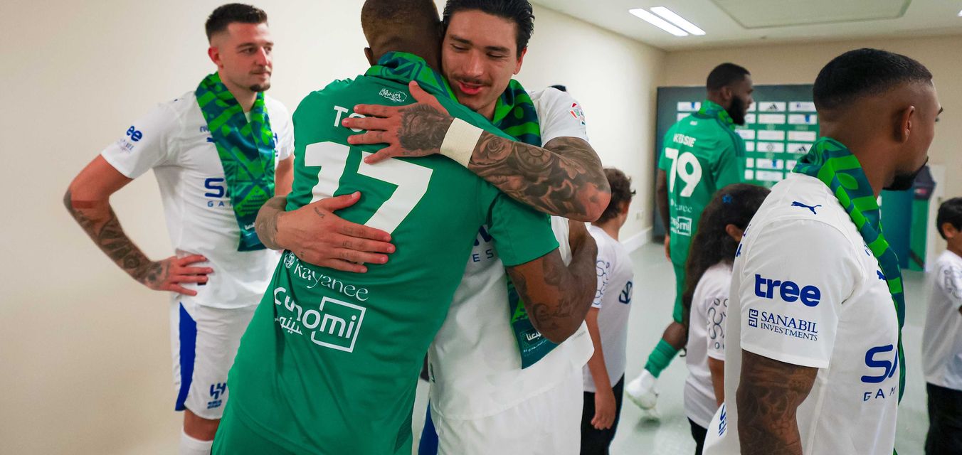 اللقاء الأول بين إيفان توني وداروين نونيز في دوري روشن السعودي