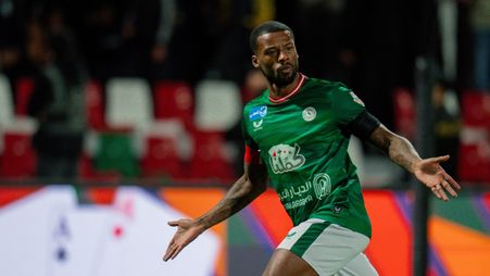 Al Ettifaq captain Georginio Wijnaldum scores v Al Nassr