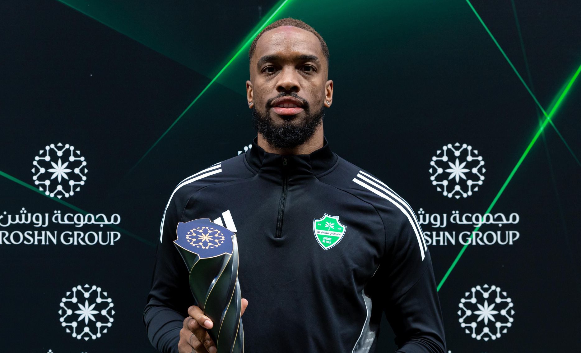 إيفان توني لاعب الأهلي يفوز بجائزة أفضل لاعب في شهر يناير