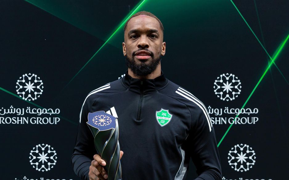 إيفان توني لاعب الأهلي يفوز بجائزة أفضل لاعب في شهر يناير