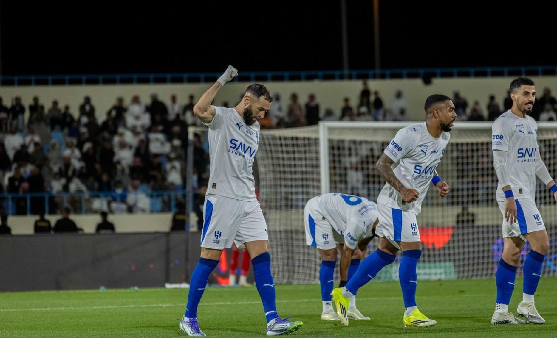 بنزيما يتصدر المشهد… الجولة 21 تكتب فصلاً جديدًا من الإثارة