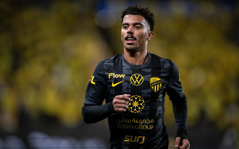 قادت موهبة اللاعب الجليدان في نقله من الفتح إلى حامل اللقب في الصيف الماضي