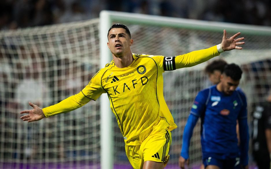 Cristiano Ronaldo scores for Al Nassr at Al Fateh