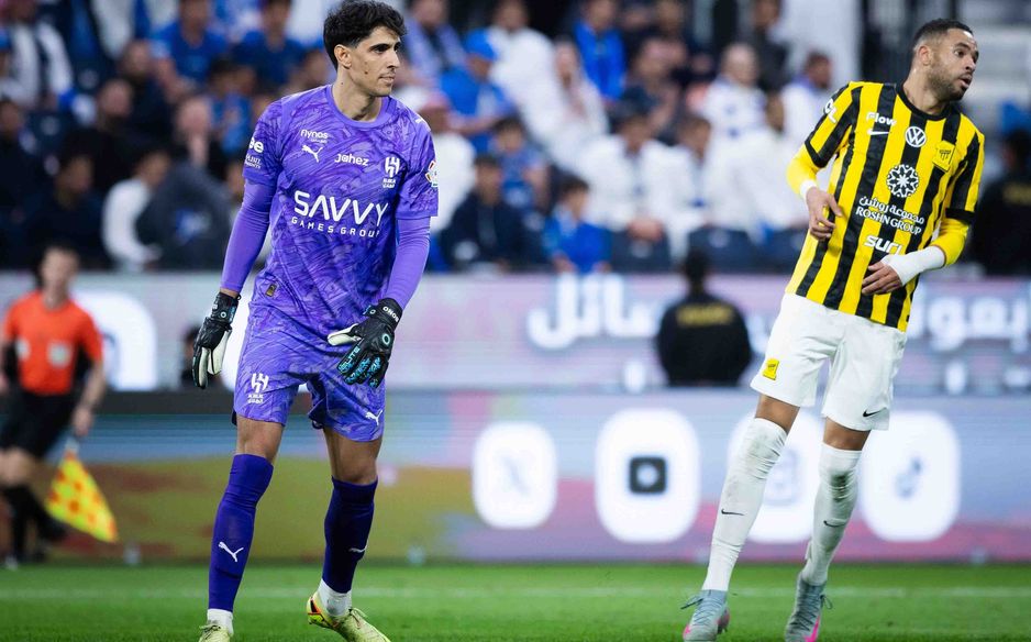 واجه بونو تسديدتين من مواطنه النصيري ونجح في التصدي لهما مخفقًا في الثالثة من حسام عوار