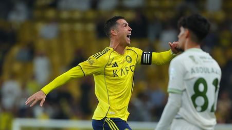 النصر يعود للصدارة برباعية بشباك الحزم