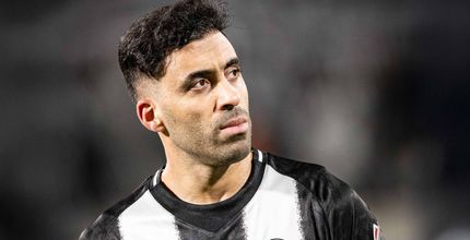 انفرجت أسارير الشبابيين أخيرًا بعودة هدافهم في الموسم الماضي عبدالرزاق حمدالله