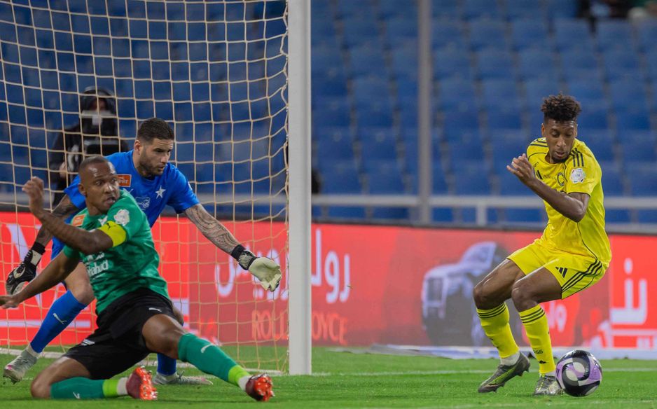 تمريرة بروزوفيتش نجت من محاولة سمير كايتانو في إبعادها فوصلت إلى وجهتها بالهدف الثاني من كومان