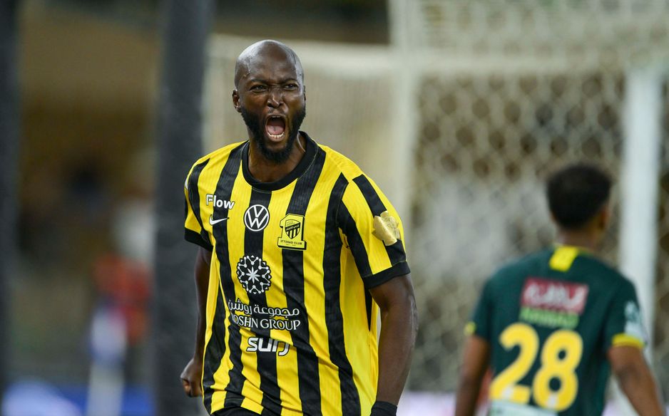 Danilo Pereira scores the winner for Al Ittihad v Al Khaleej