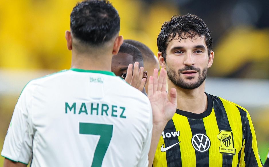 Algeria teammates Riyad Mahrez and Houssem Aouar will face off in the Sea Derby once more