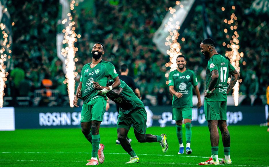 البريكان يحتفل بهدوء من موقع تسجيله الهدف الثالث خارج منطقة الجزاء