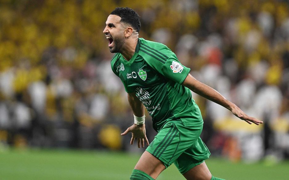 سجل رياض محرز في ديربي البحر للمرة الثانية تواليًا