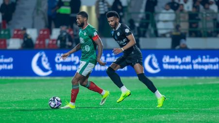 التعادل يحسم مواجهة الاتفاق والشباب في الدمام