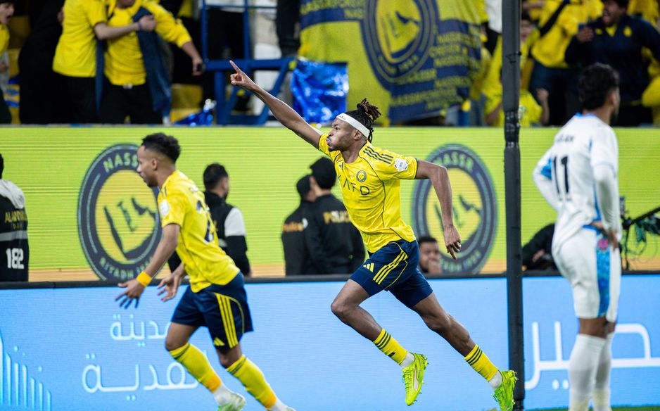 Mohamed Simakan scores in injury-time to seal Al Nassr's win v NEOM SC