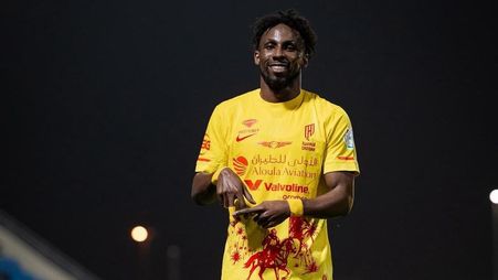 Julian Quinones scores twice for Al Qadsiah at Al Kholood