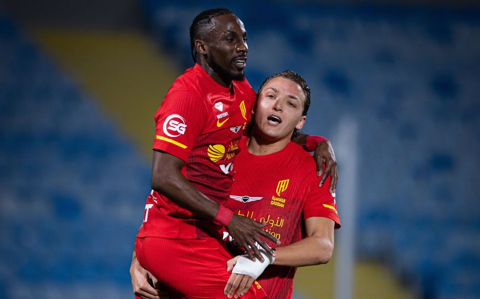 سجل كينونيس وماتيو ريتيغي 39 هدفًا من أصل 59 للقادسية الموسم الحالي