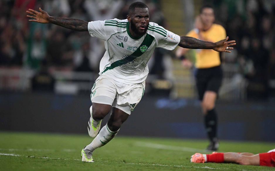 سجل كيسيه هدف الانتصار في مباراة الذهاب وسط غياب كينونيس عن المواجهة وإخفاق توني في التسجيل