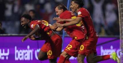 الفرحة الأولى بهدف انتصار القادسية على الأهلي