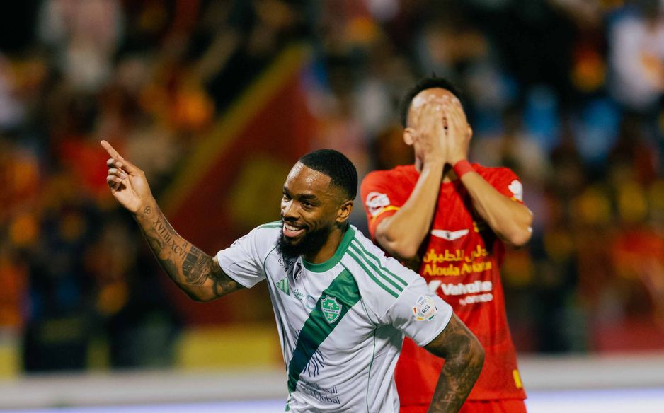 هل سيذكر غاستون ألفاريز أن يديه التي غطى بها وجهه بعد استقبال هدف توني ستسهمان بهدف الانتصار القاتل برمية تماس في الدقيقة الـ 98؟