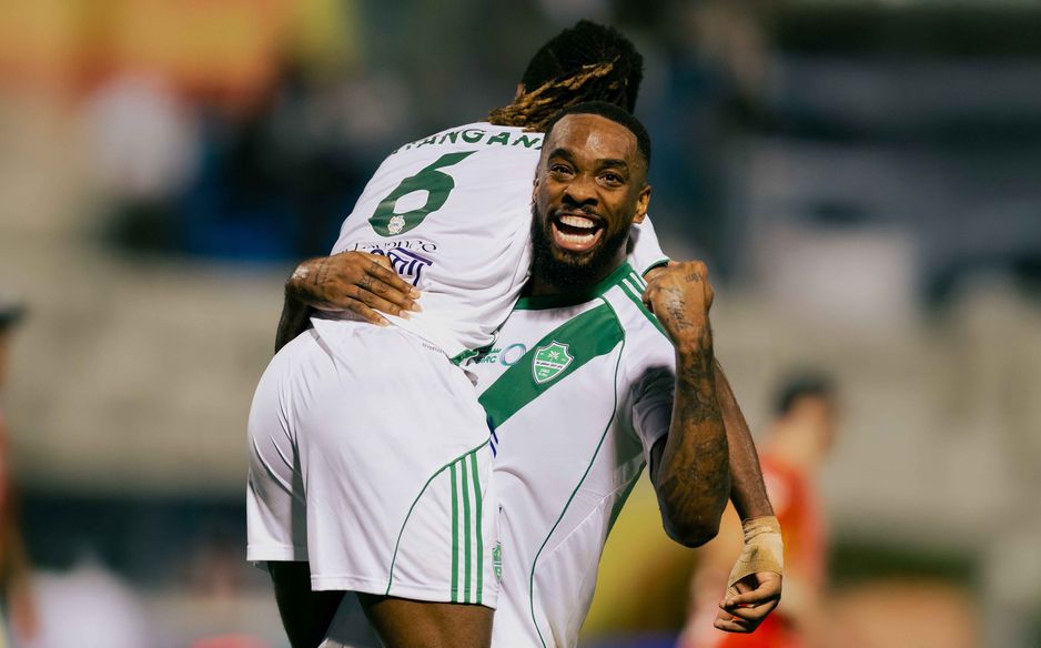 لم يكن ما يوحي بخسارة الأهلي بعد استعراض قوته في الشوط الأول