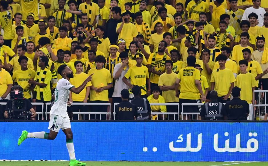تبخرت آمال الاتحاديين في الحفاظ على لقبهم موسم 2023-2024 أمام الغريم التقليدي فريق الأهلي