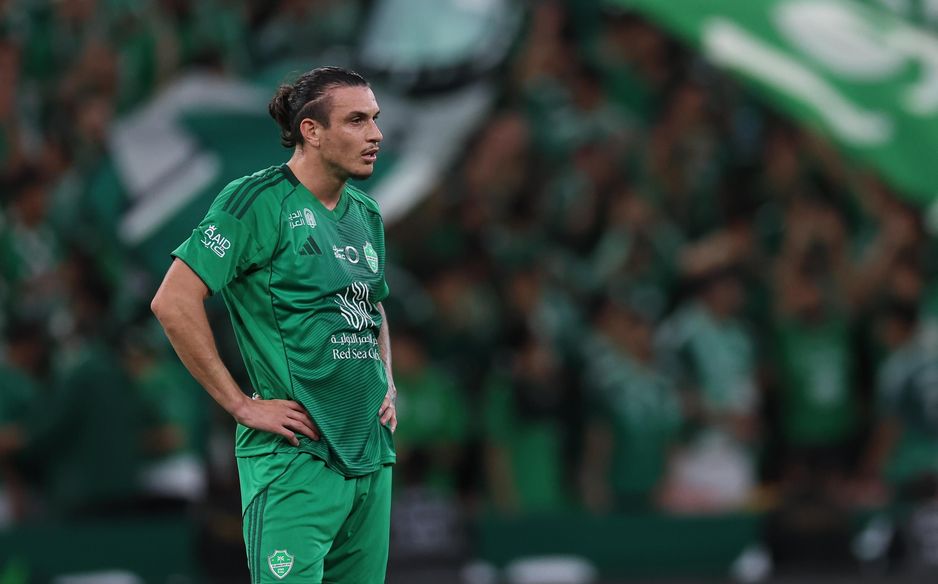 Al Ahli's defensive warrior Roger Ibanez