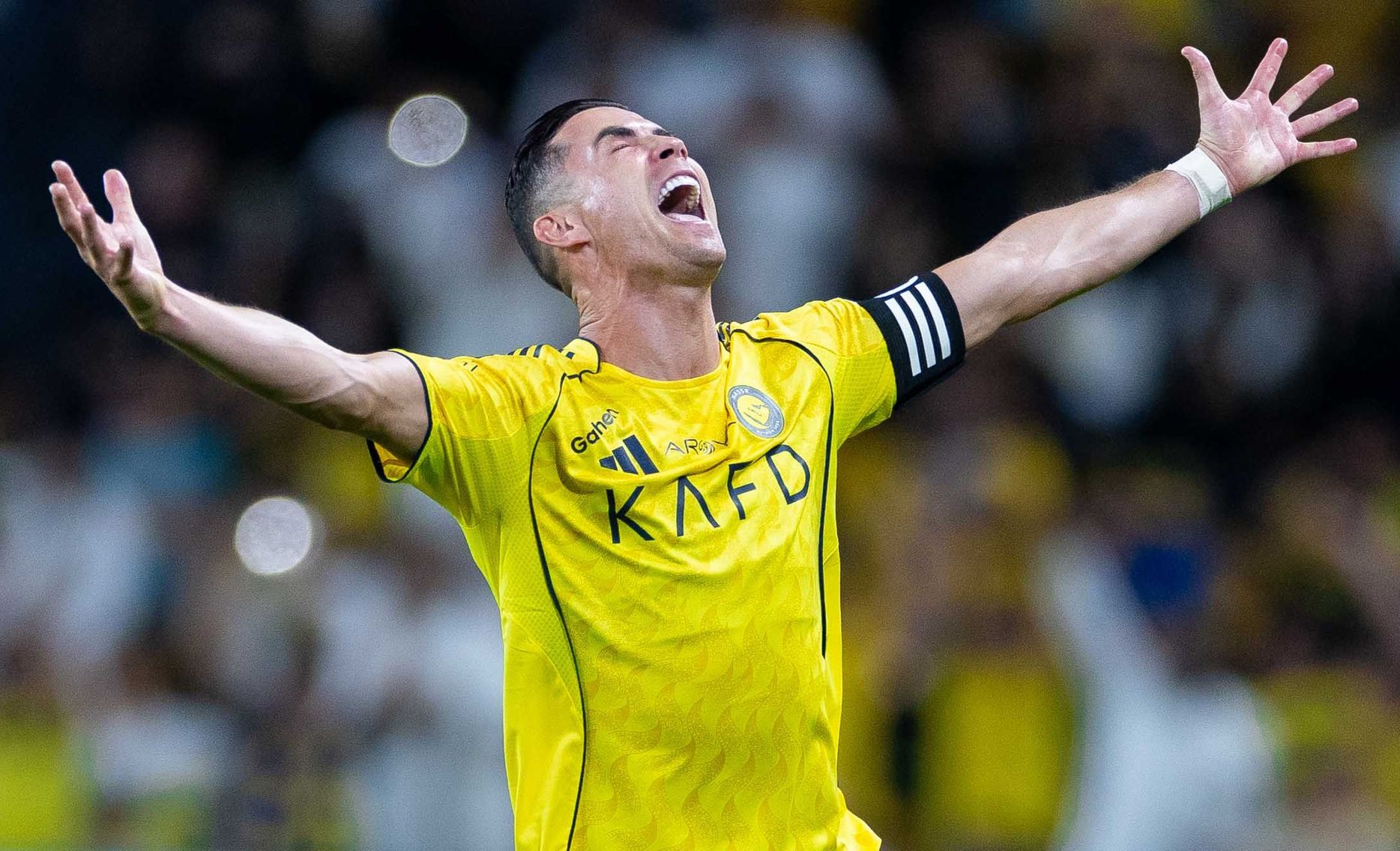 خلّد رونالدو مباراته الـ 100 في دوري روشن السعودي بهدفين للانتصار على النجمة بخمسة أهداف